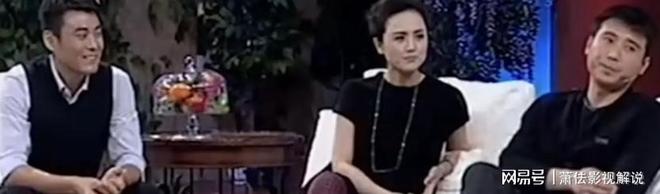 李乃文深夜悼念朱媛媛言簡意賅卻引發(fā)深思。(圖10)