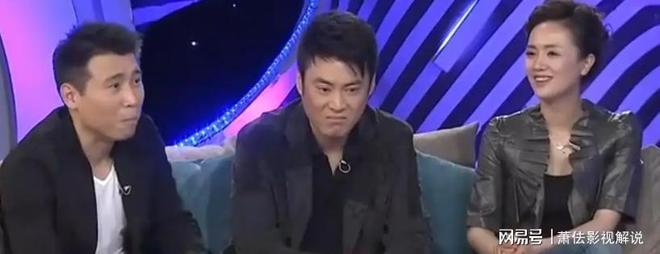 李乃文深夜悼念朱媛媛言簡意賅卻引發(fā)深思。(圖13)
